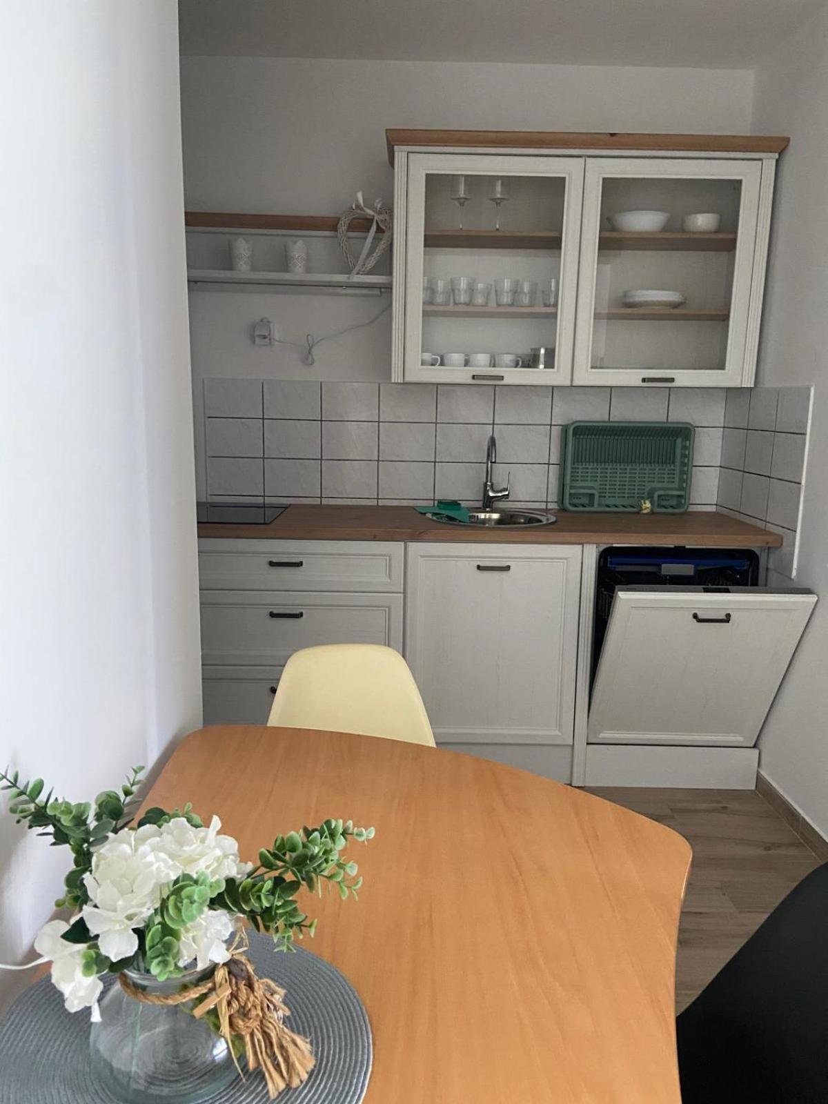 Oguic Apartman Паг Экстерьер фото